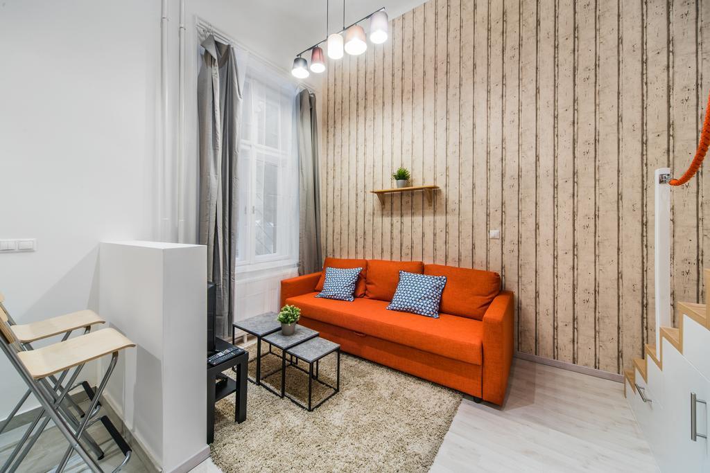 Astoria Airconed Apartments Budapest Luaran gambar